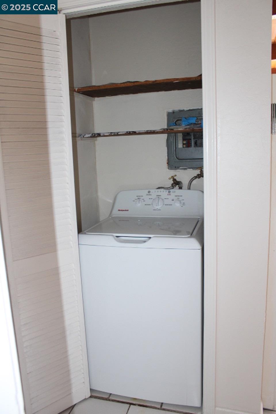Detail Gallery Image 13 of 20 For 527 Vaqueros Ave #B,  Rodeo,  CA 94572 - 2 Beds | 1 Baths