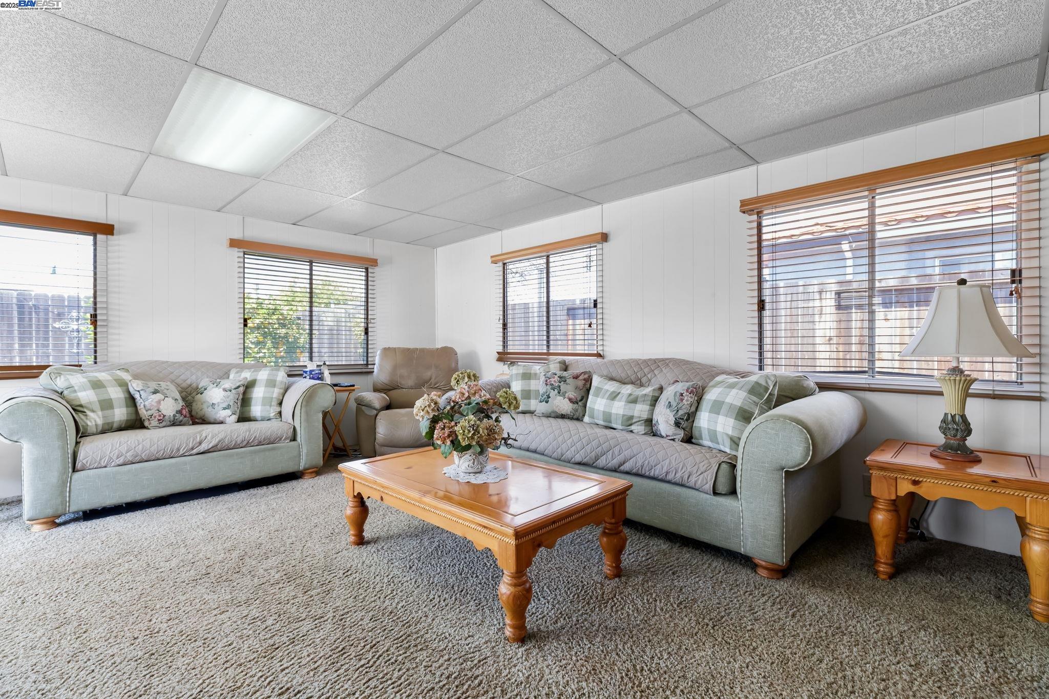 Detail Gallery Image 14 of 42 For 6673 Mirabeau Dr, Newark,  CA 94560 - 3 Beds | 2 Baths