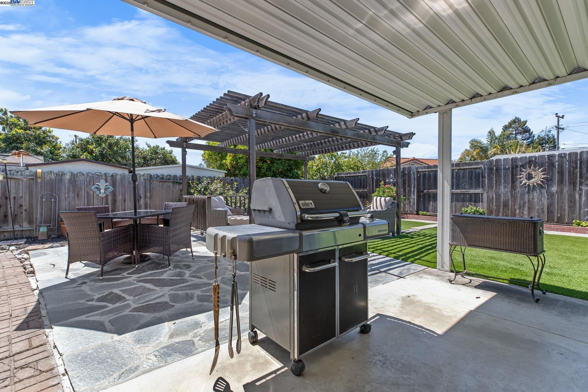 Detail Gallery Image 41 of 42 For 6673 Mirabeau Dr, Newark,  CA 94560 - 3 Beds | 2 Baths