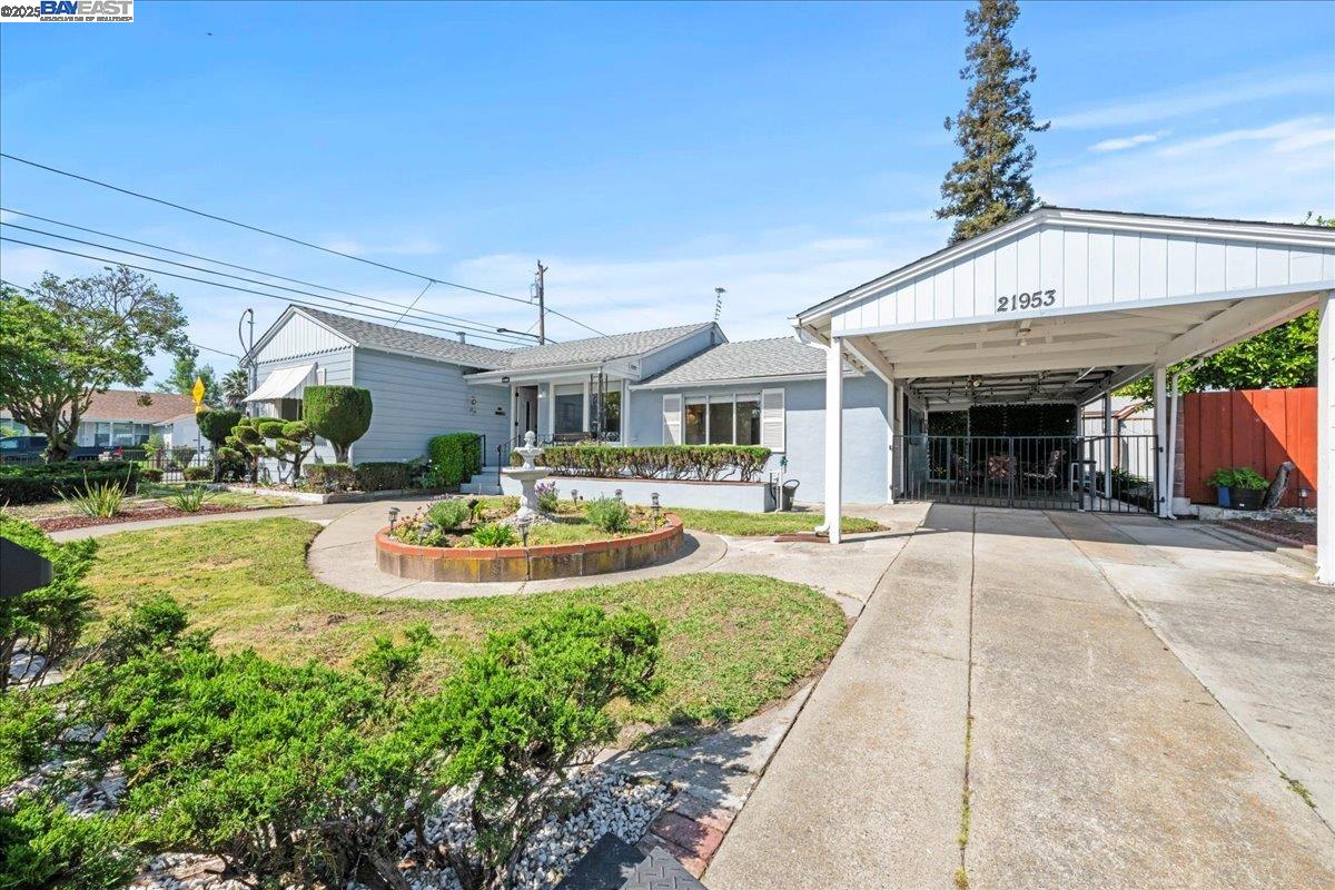 Detail Gallery Image 1 of 1 For 21953 Ada St, Castro Valley,  CA 94546 - 3 Beds | 1/1 Baths