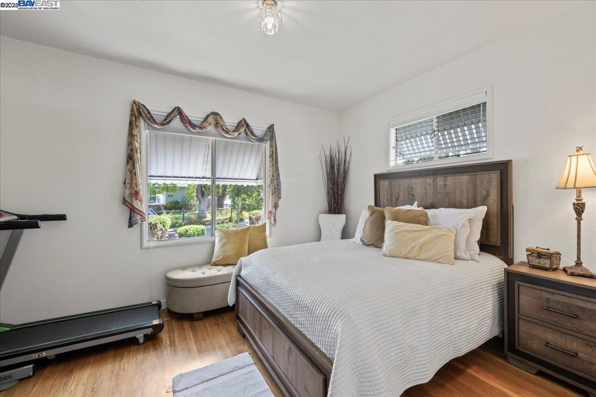 Detail Gallery Image 17 of 34 For 21953 Ada St, Castro Valley,  CA 94546 - 3 Beds | 1/1 Baths