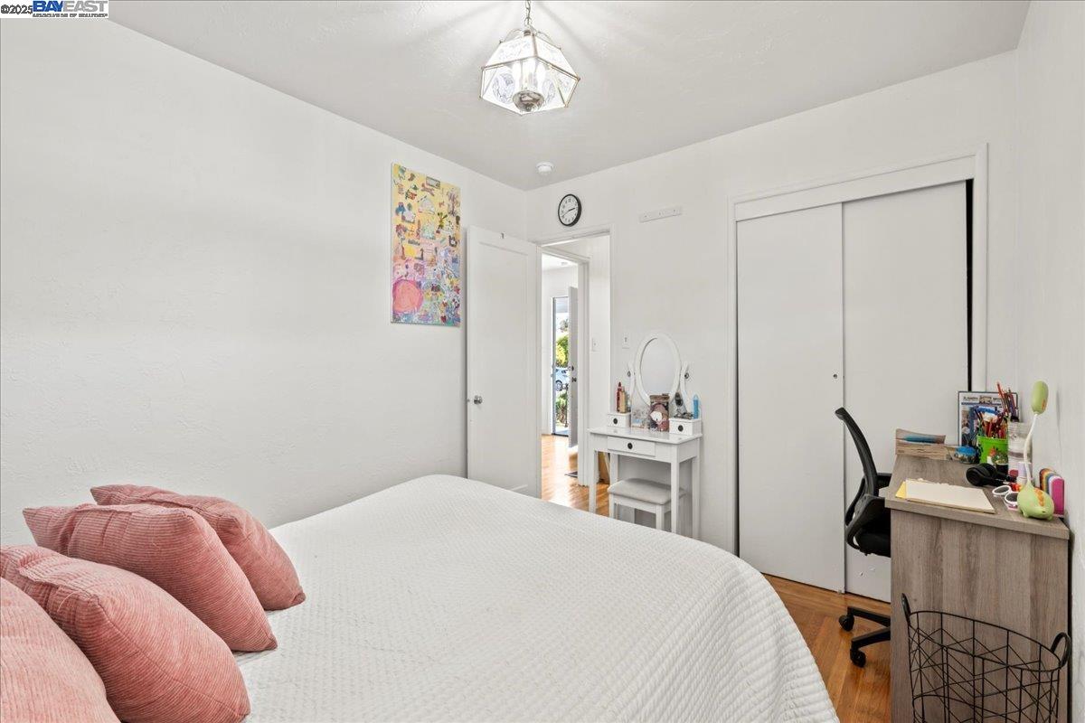 Detail Gallery Image 21 of 34 For 21953 Ada St, Castro Valley,  CA 94546 - 3 Beds | 1/1 Baths