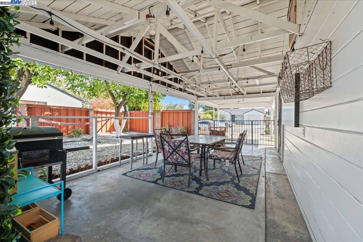 Detail Gallery Image 29 of 34 For 21953 Ada St, Castro Valley,  CA 94546 - 3 Beds | 1/1 Baths