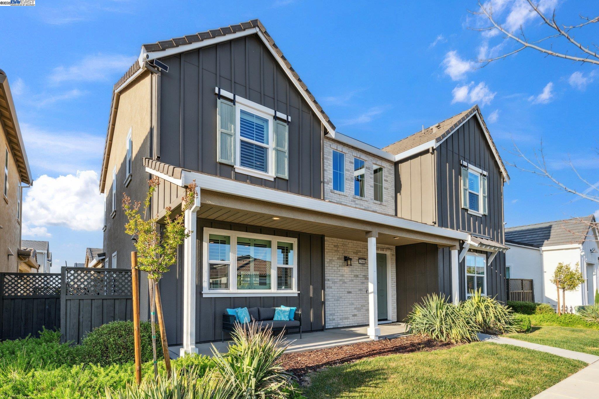Detail Gallery Image 3 of 51 For 2569 Cordelia Ln, Tracy,  CA 95377 - 5 Beds | 3/1 Baths