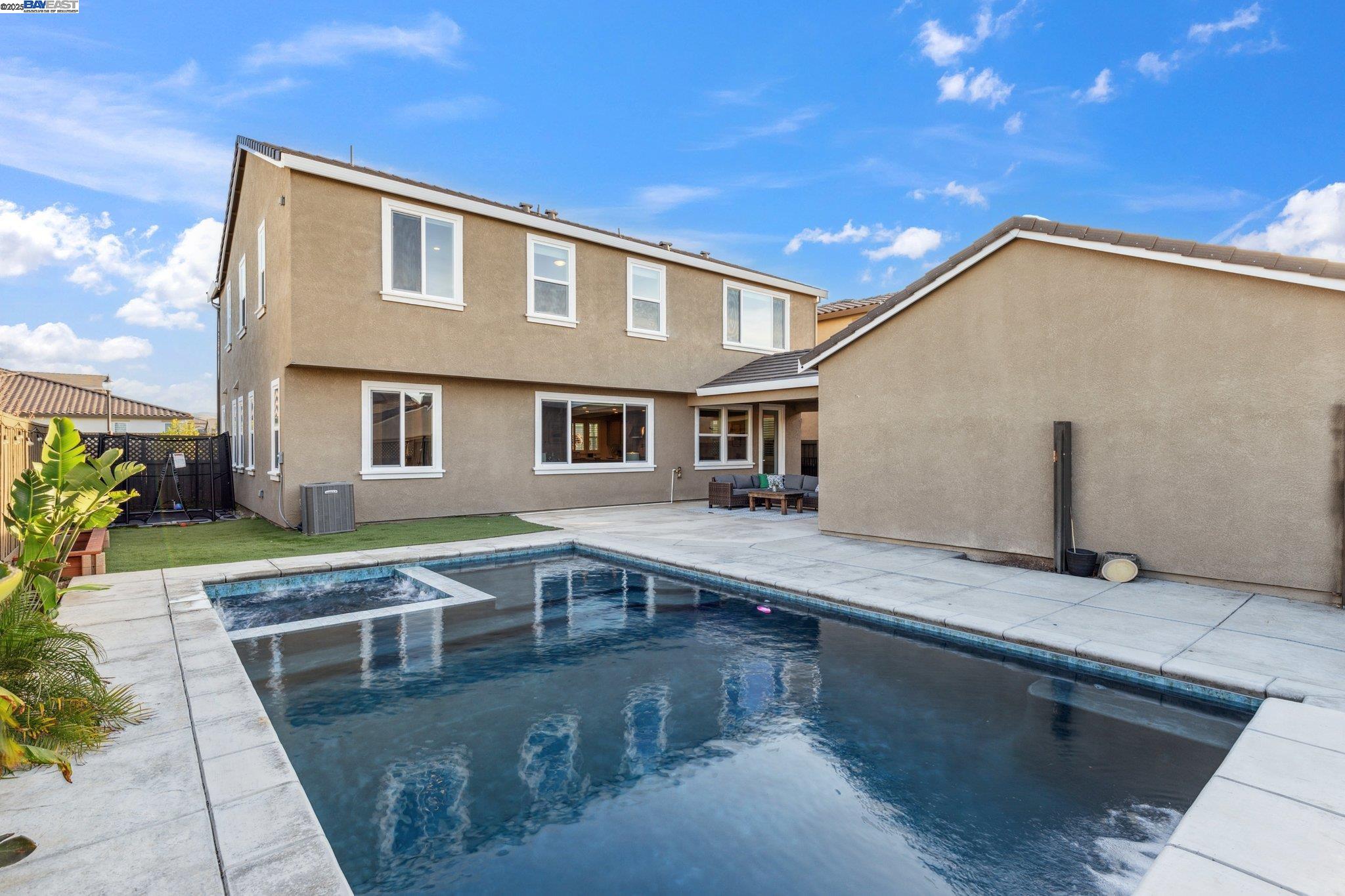 Detail Gallery Image 36 of 51 For 2569 Cordelia Ln, Tracy,  CA 95377 - 5 Beds | 3/1 Baths