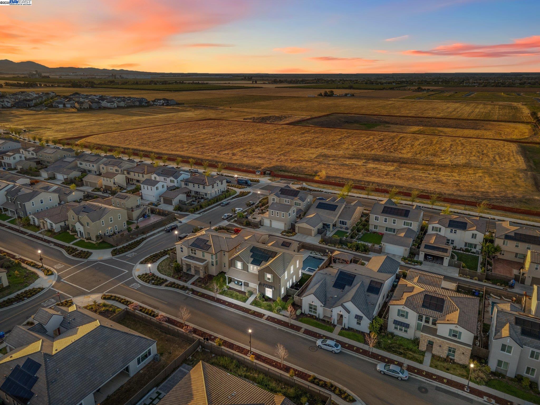Detail Gallery Image 45 of 51 For 2569 Cordelia Ln, Tracy,  CA 95377 - 5 Beds | 3/1 Baths