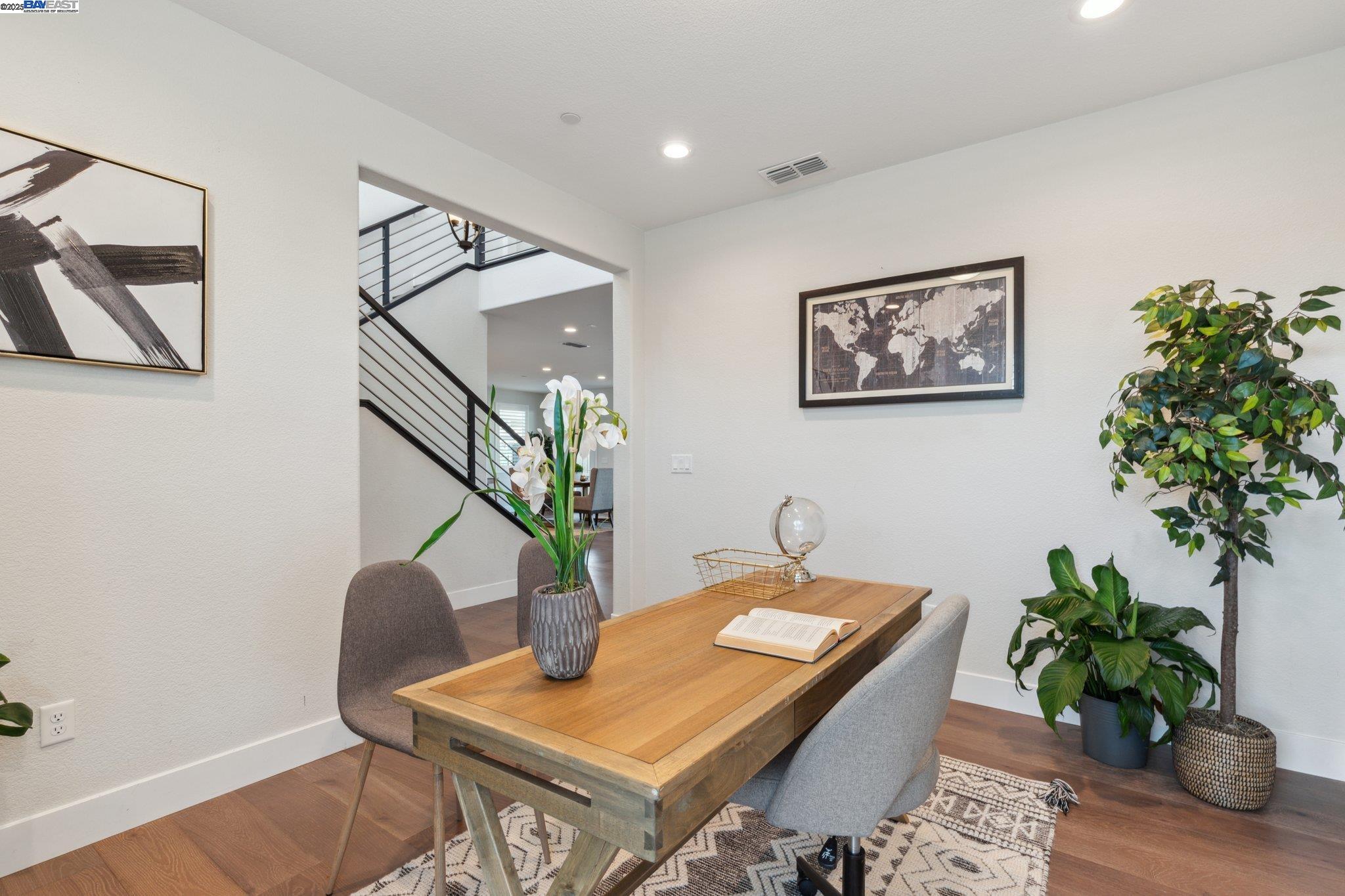 Detail Gallery Image 6 of 51 For 2569 Cordelia Ln, Tracy,  CA 95377 - 5 Beds | 3/1 Baths