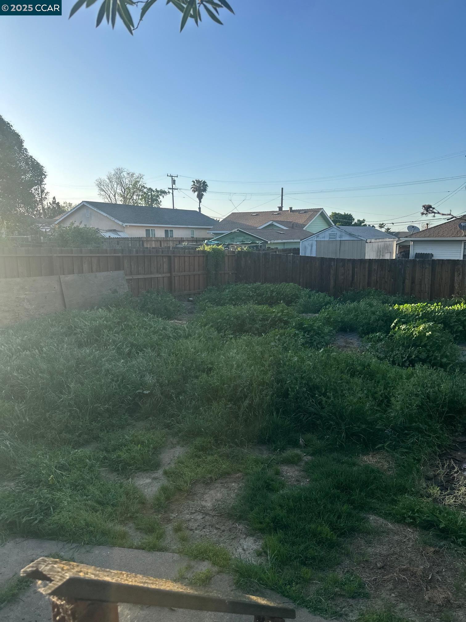 129 E 7Th St, Antioch, California 94509, 2 Bedrooms Bedrooms, 5 Rooms Rooms,1 BathroomBathrooms,Residential Lease,For Rent,129 E 7Th St,41093358