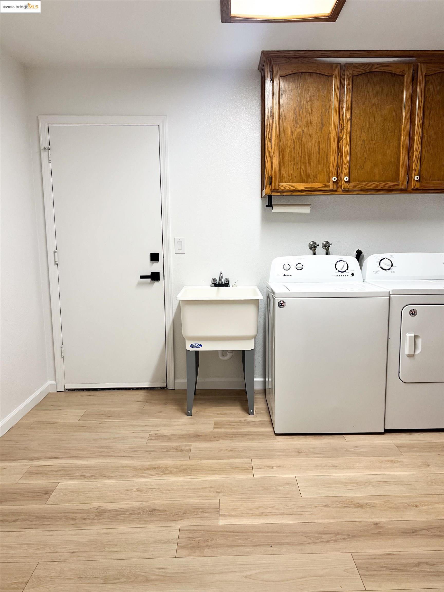 Detail Gallery Image 11 of 17 For 324 Lassen Dr, Lodi,  CA 95242 - 3 Beds | 2 Baths
