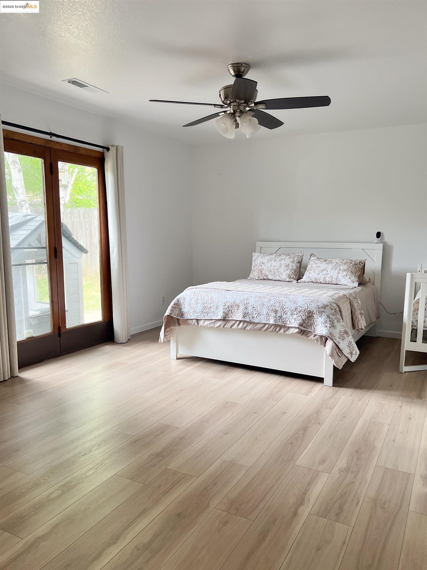 Detail Gallery Image 12 of 17 For 324 Lassen Dr, Lodi,  CA 95242 - 3 Beds | 2 Baths