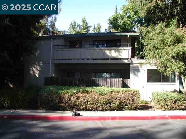 MLS: 41093364 Condo For Sale