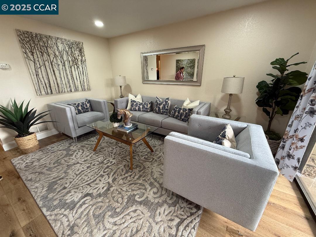Photo #3: 41093364 Listing 