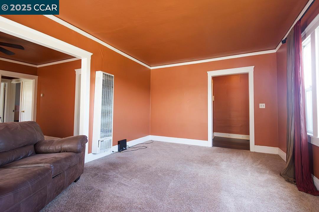 Detail Gallery Image 6 of 33 For 2007 57th Ave, Oakland,  CA 94621 - – Beds | – Baths