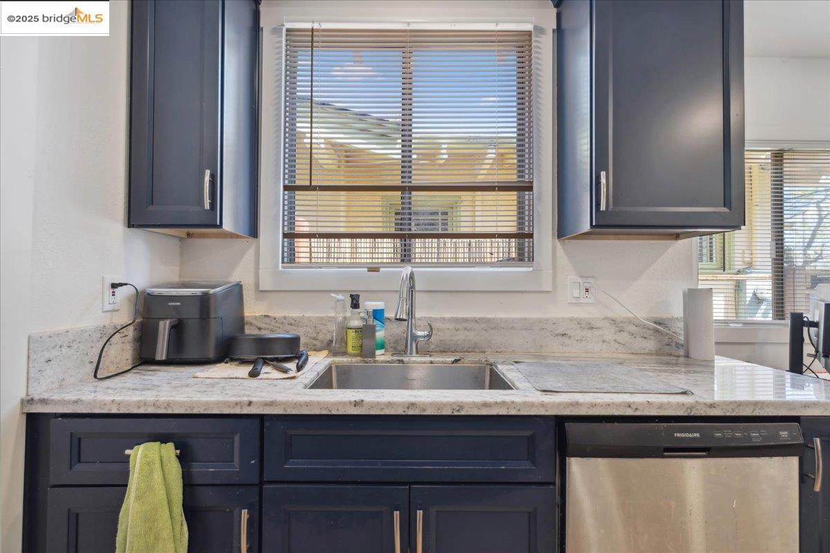 Detail Gallery Image 35 of 43 For Mabel St, Berkeley,  CA 94702 - – Beds | – Baths