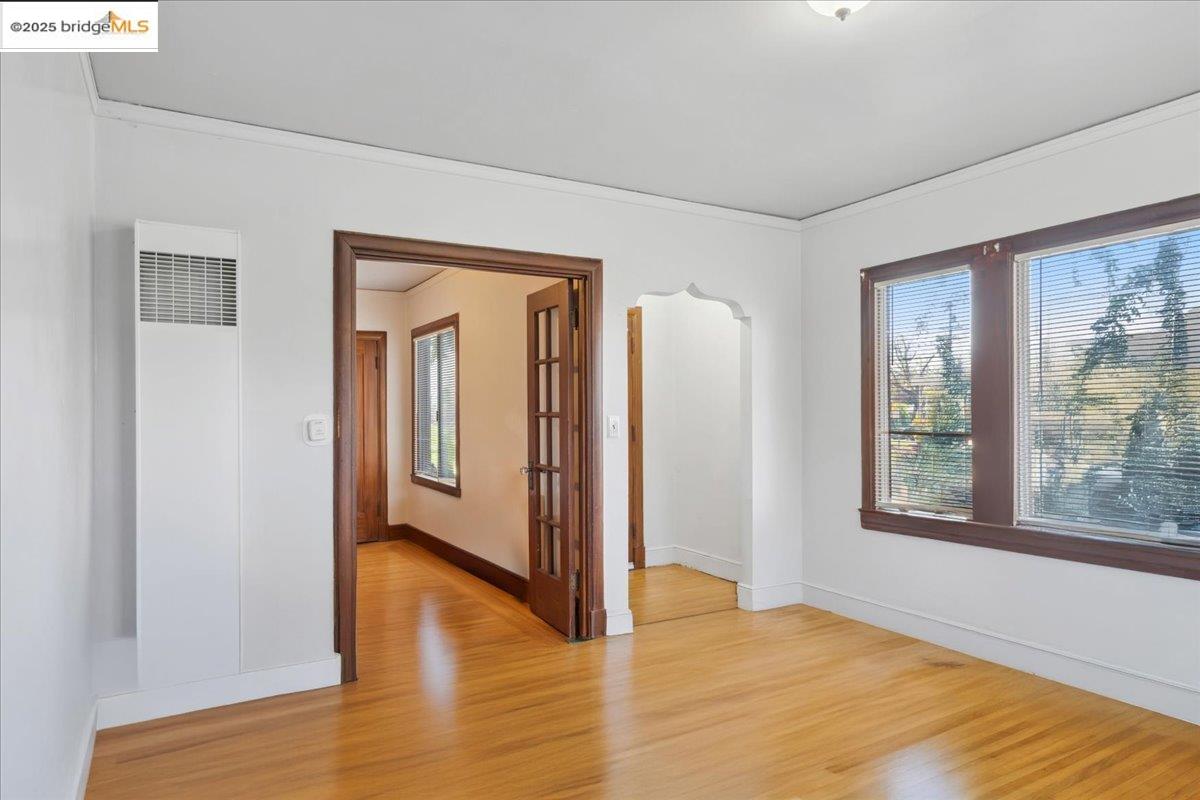 Detail Gallery Image 5 of 43 For Mabel St, Berkeley,  CA 94702 - – Beds | – Baths