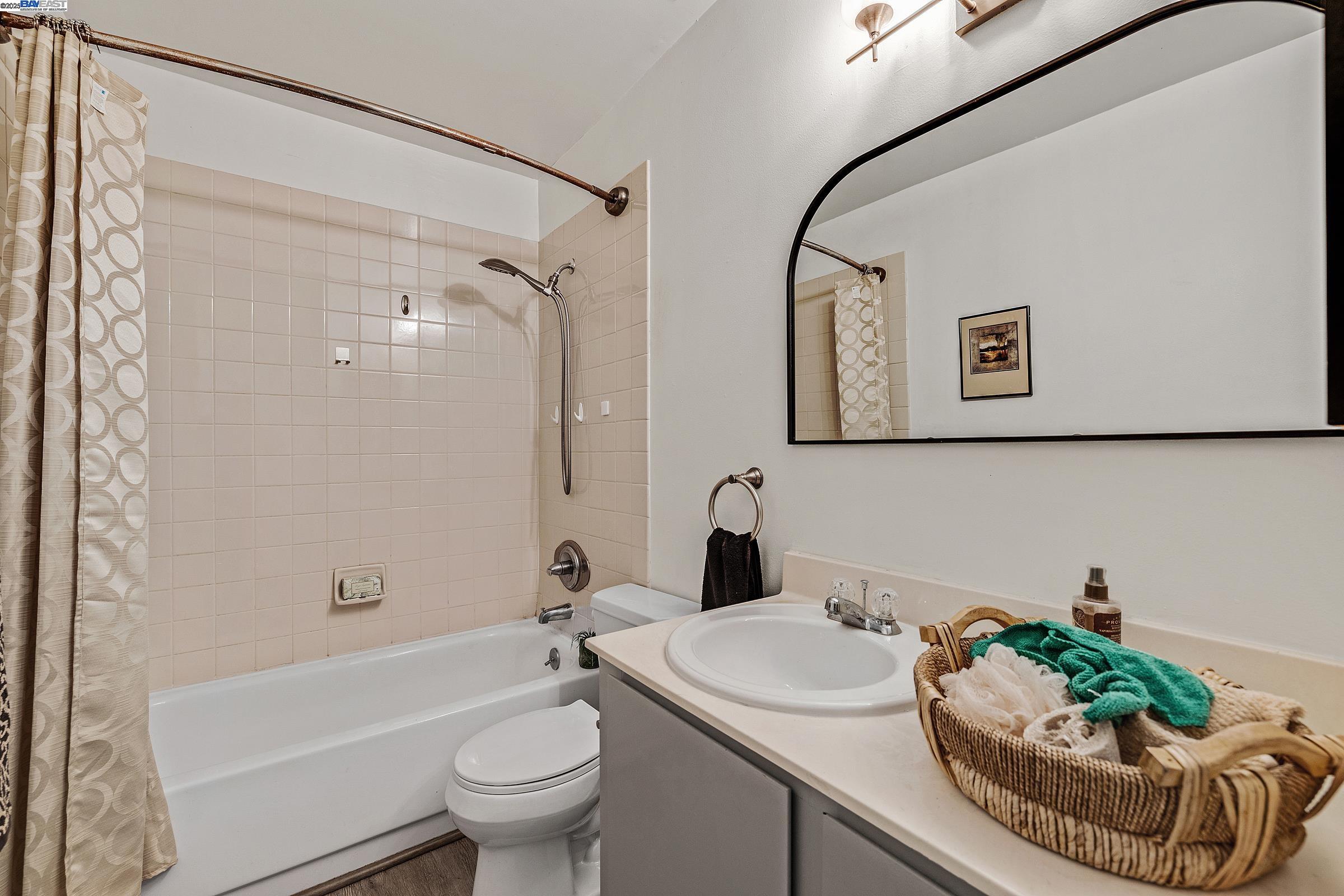 Photo #15: 41093398 Listing: Photo #15