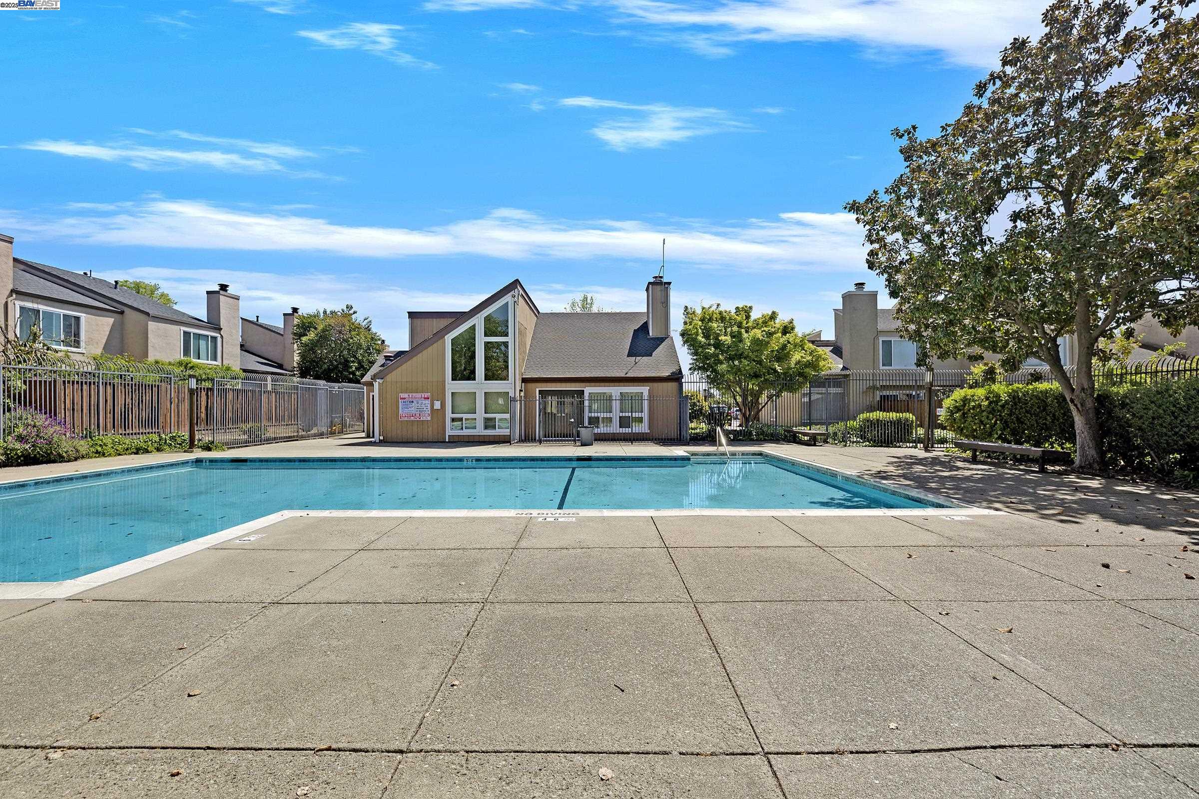 Photo #24: 41093398 Listing: Photo #24