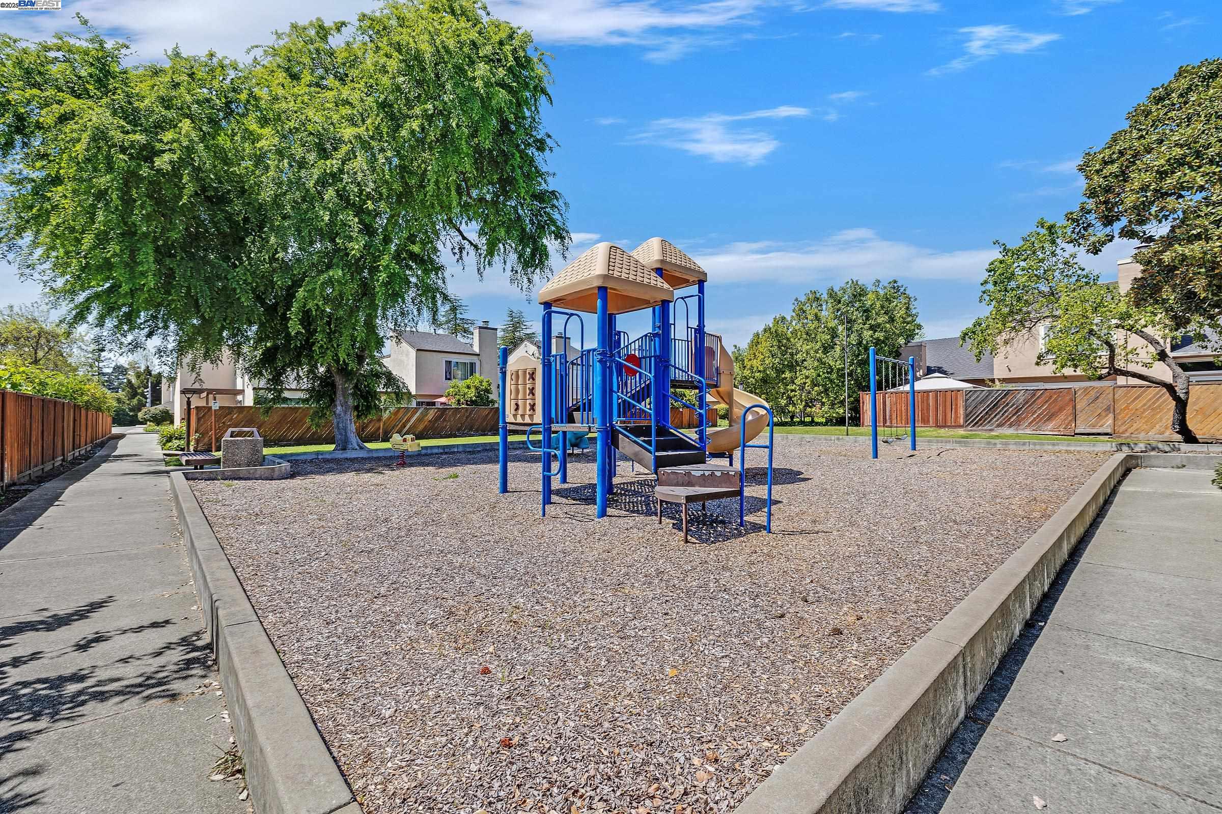 Photo #26: 41093398 Listing: Photo #26