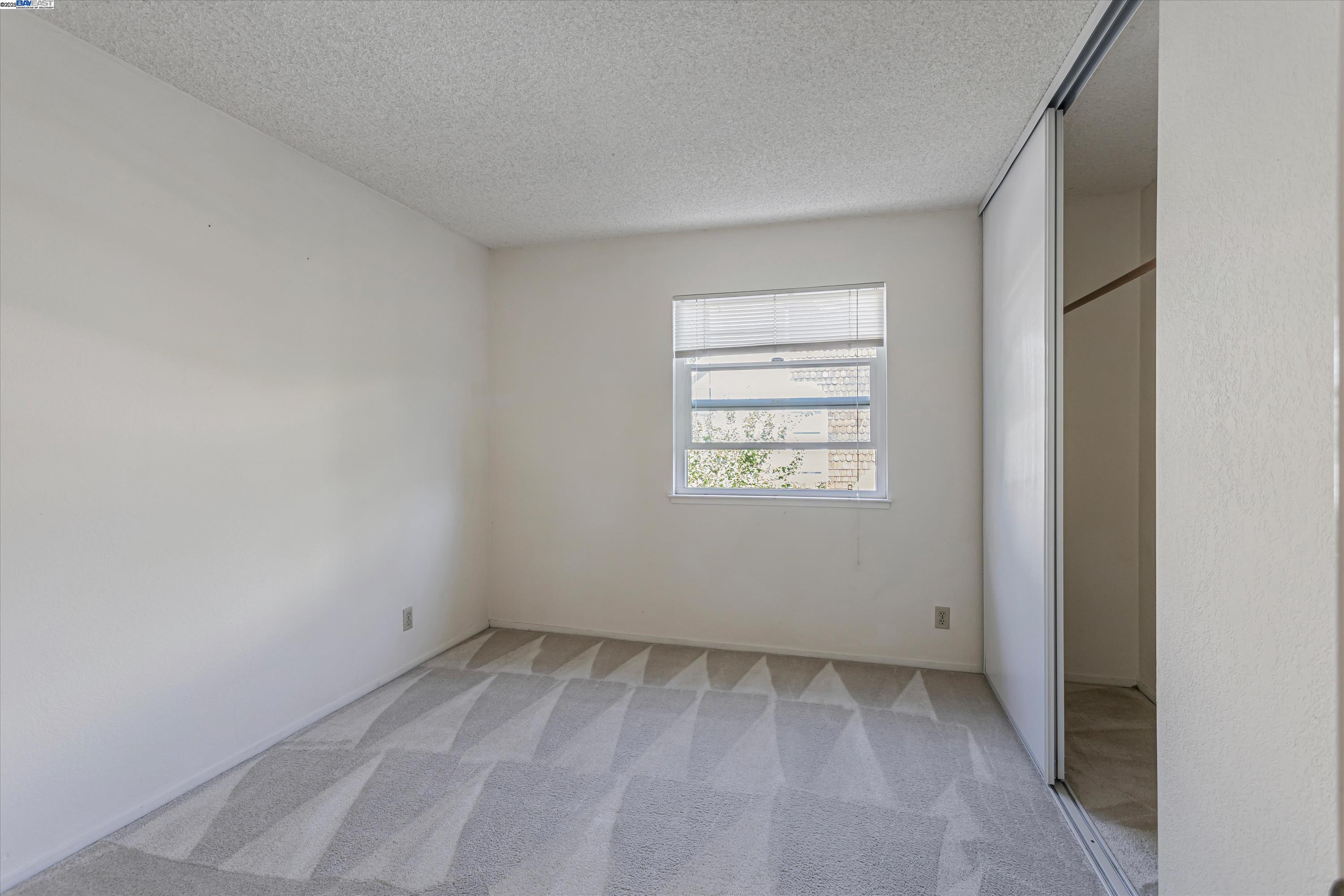 Detail Gallery Image 14 of 33 For 1741 Abington Ct, San Jose,  CA 95131 - 3 Beds | 2/1 Baths
