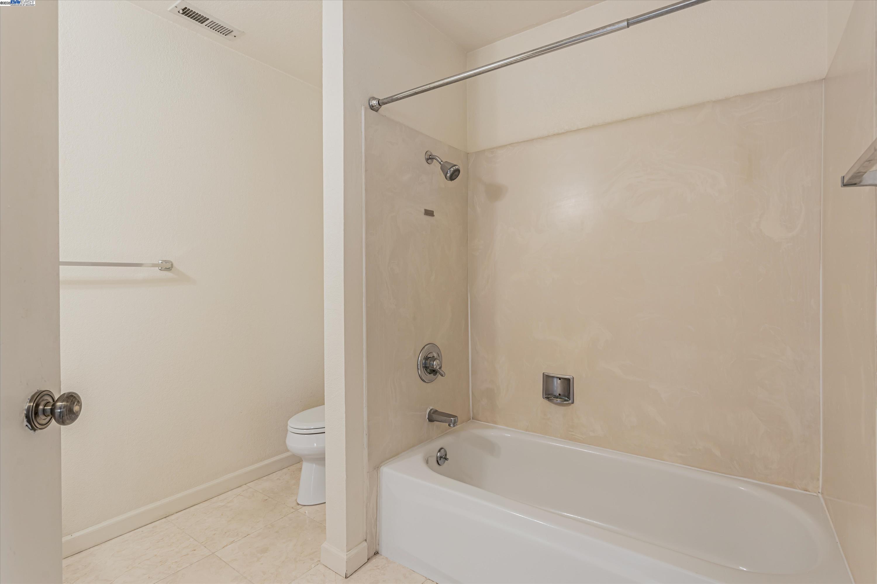Detail Gallery Image 23 of 33 For 1741 Abington Ct, San Jose,  CA 95131 - 3 Beds | 2/1 Baths