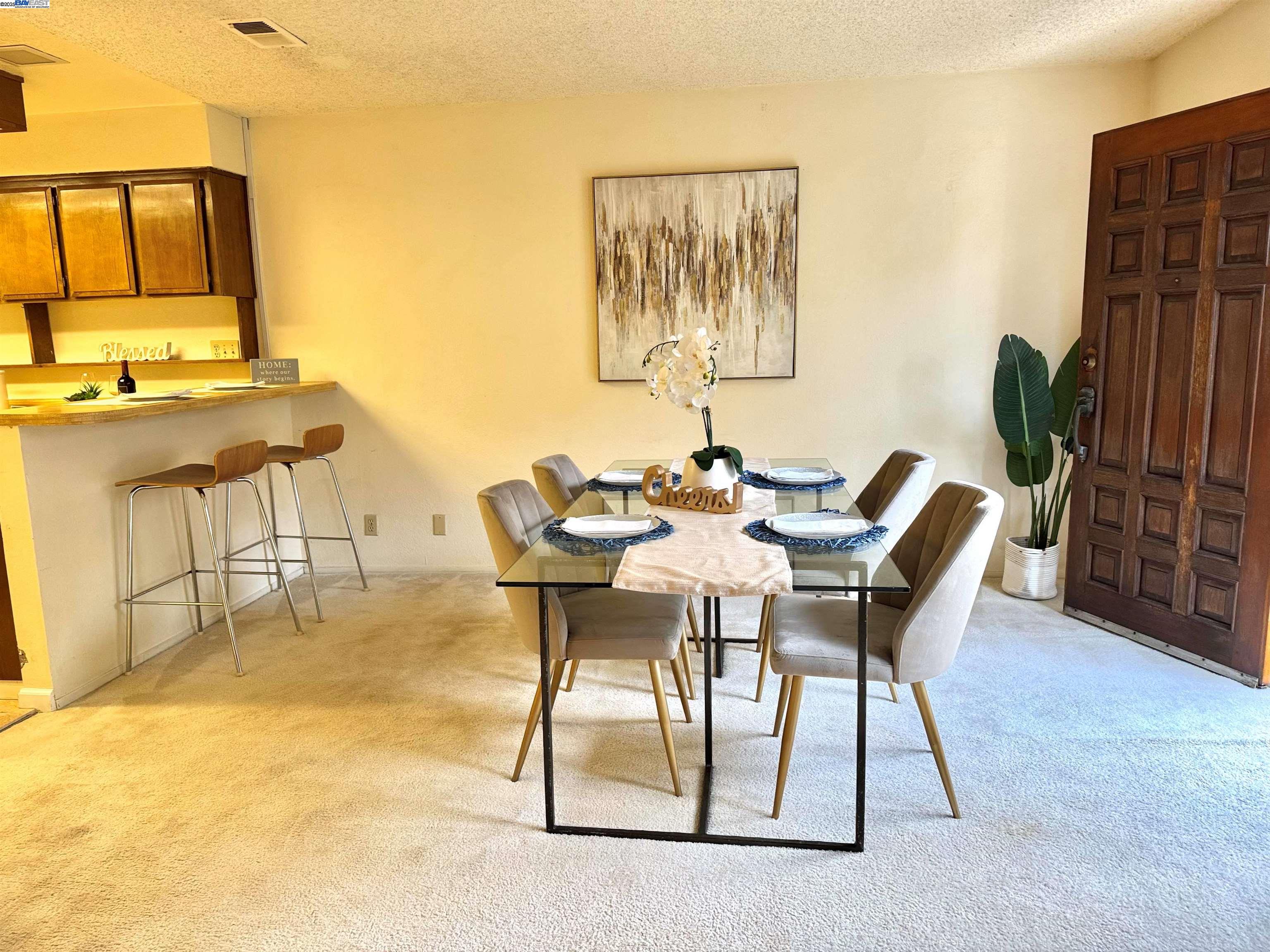Detail Gallery Image 6 of 33 For 1741 Abington Ct, San Jose,  CA 95131 - 3 Beds | 2/1 Baths