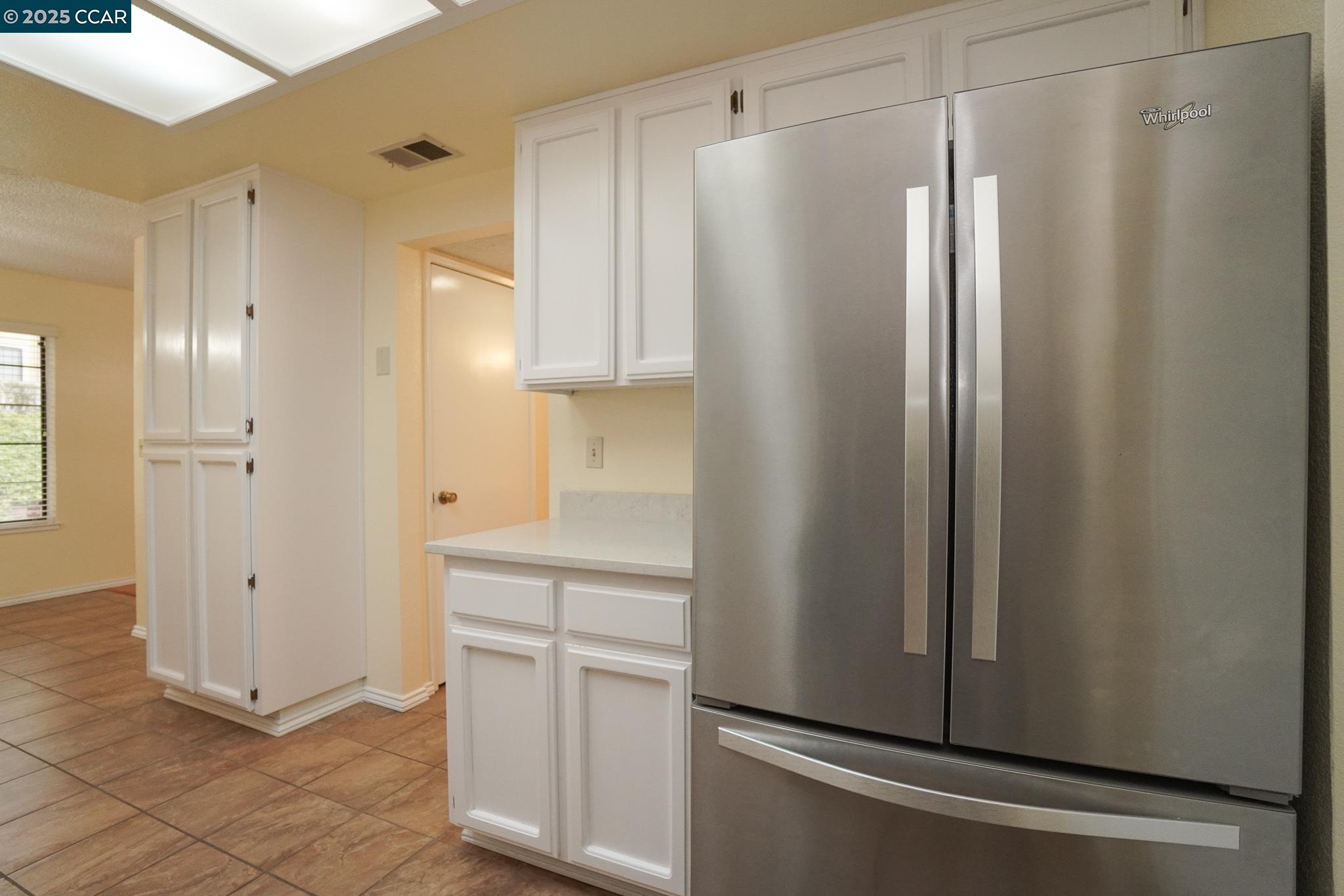 Detail Gallery Image 13 of 45 For 1003 Devonwood, Hercules,  CA 94547 - 2 Beds | 2/1 Baths