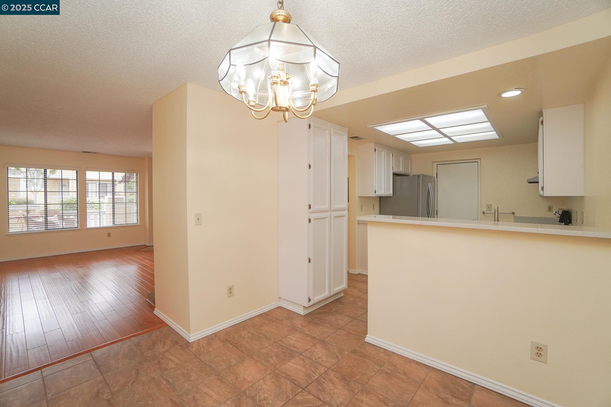 Detail Gallery Image 17 of 45 For 1003 Devonwood, Hercules,  CA 94547 - 2 Beds | 2/1 Baths