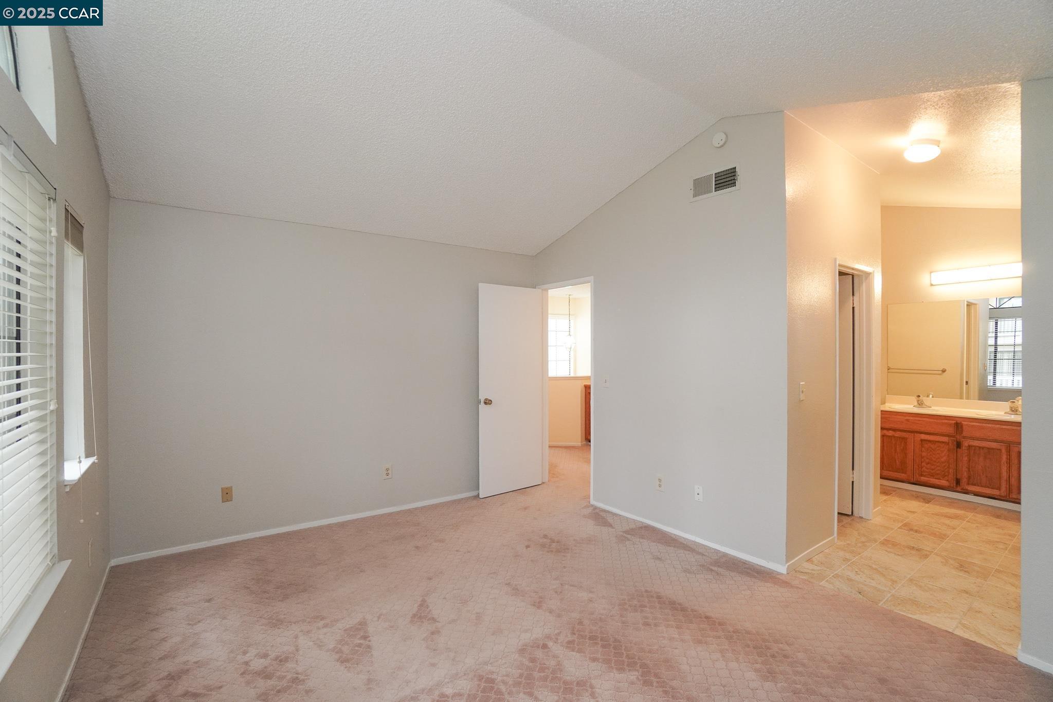Detail Gallery Image 26 of 45 For 1003 Devonwood, Hercules,  CA 94547 - 2 Beds | 2/1 Baths