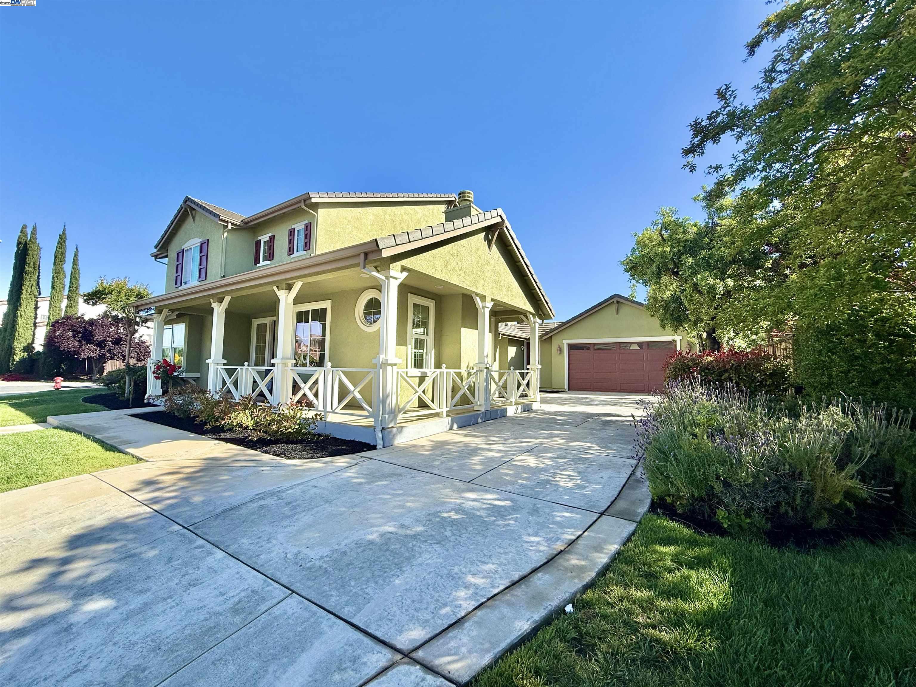 Detail Gallery Image 2 of 60 For 752 Barleta Ln, Livermore,  CA 94550 - 5 Beds | 4/1 Baths