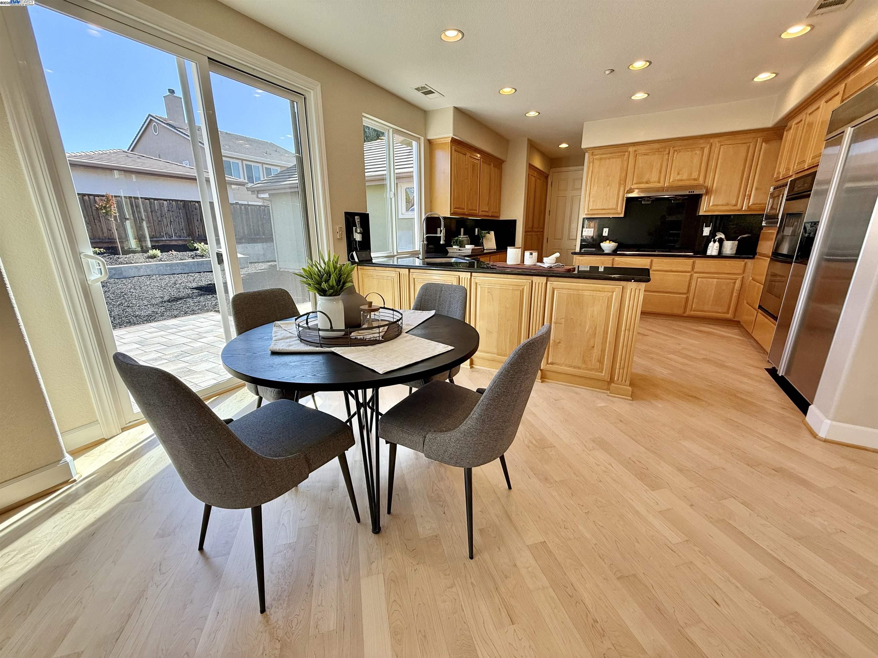Detail Gallery Image 35 of 60 For 752 Barleta Ln, Livermore,  CA 94550 - 5 Beds | 4/1 Baths