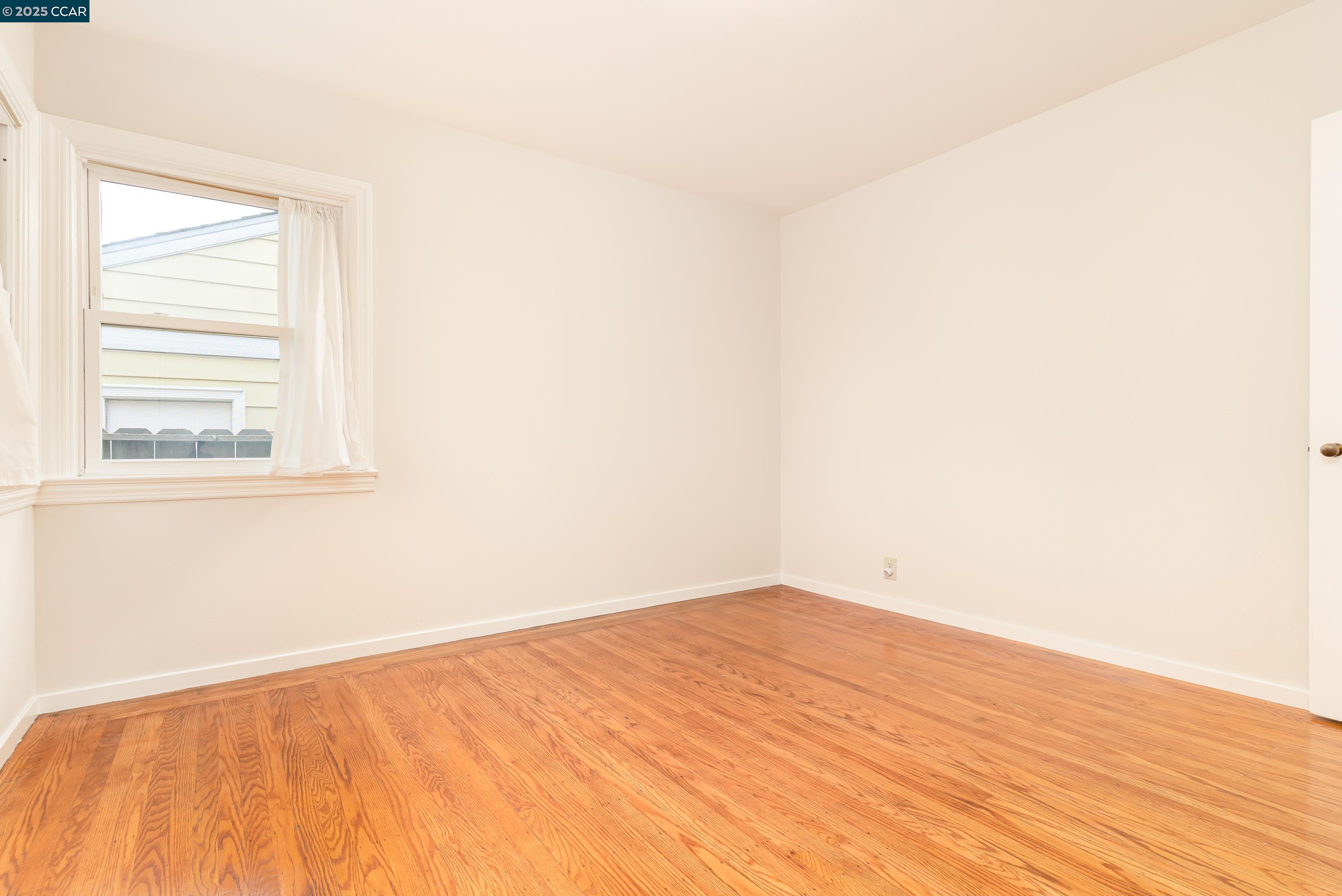 Detail Gallery Image 22 of 42 For 2815 Moran Ave, Richmond,  CA 94804 - 2 Beds | 1 Baths