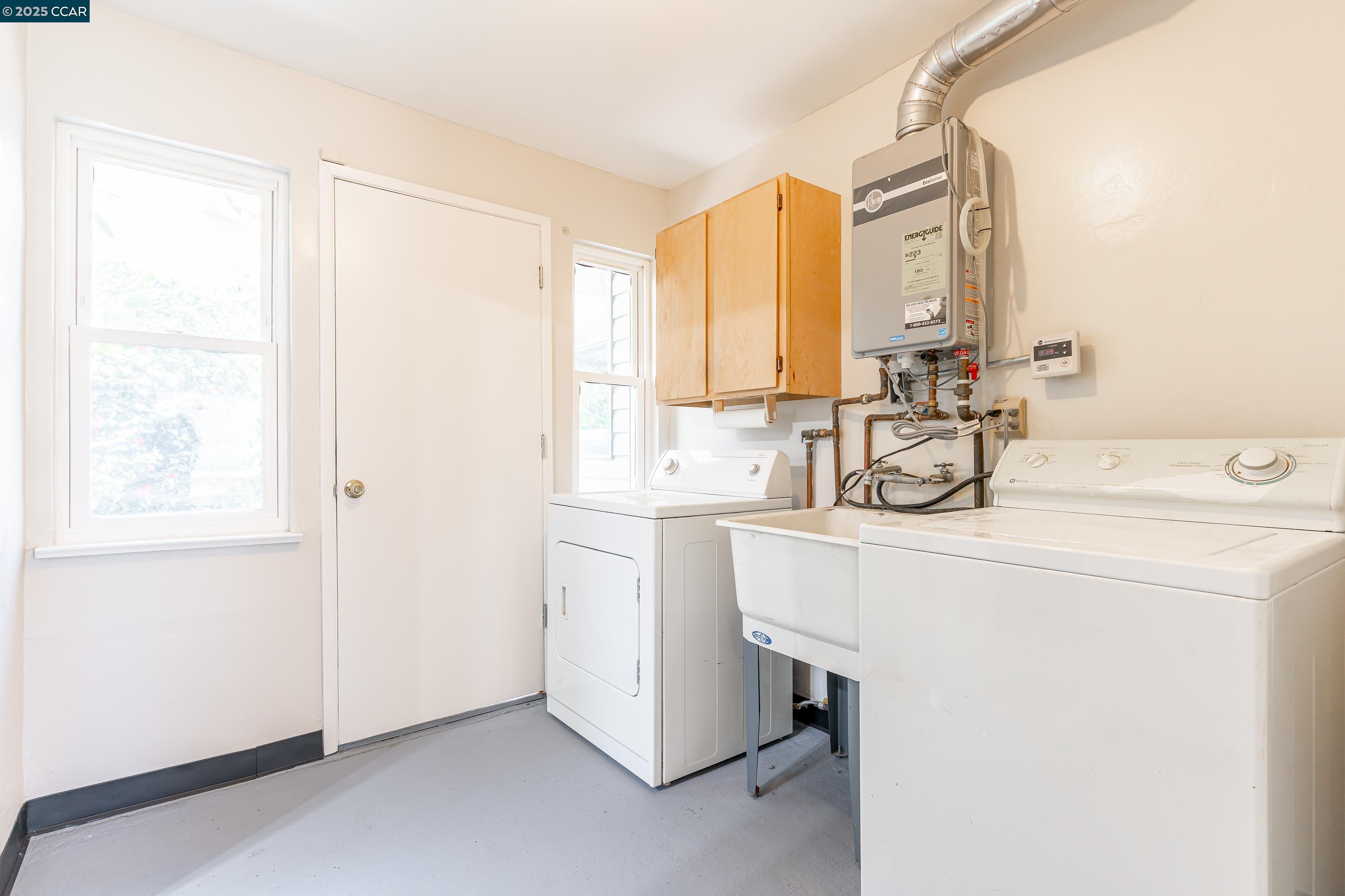 Detail Gallery Image 27 of 42 For 2815 Moran Ave, Richmond,  CA 94804 - 2 Beds | 1 Baths