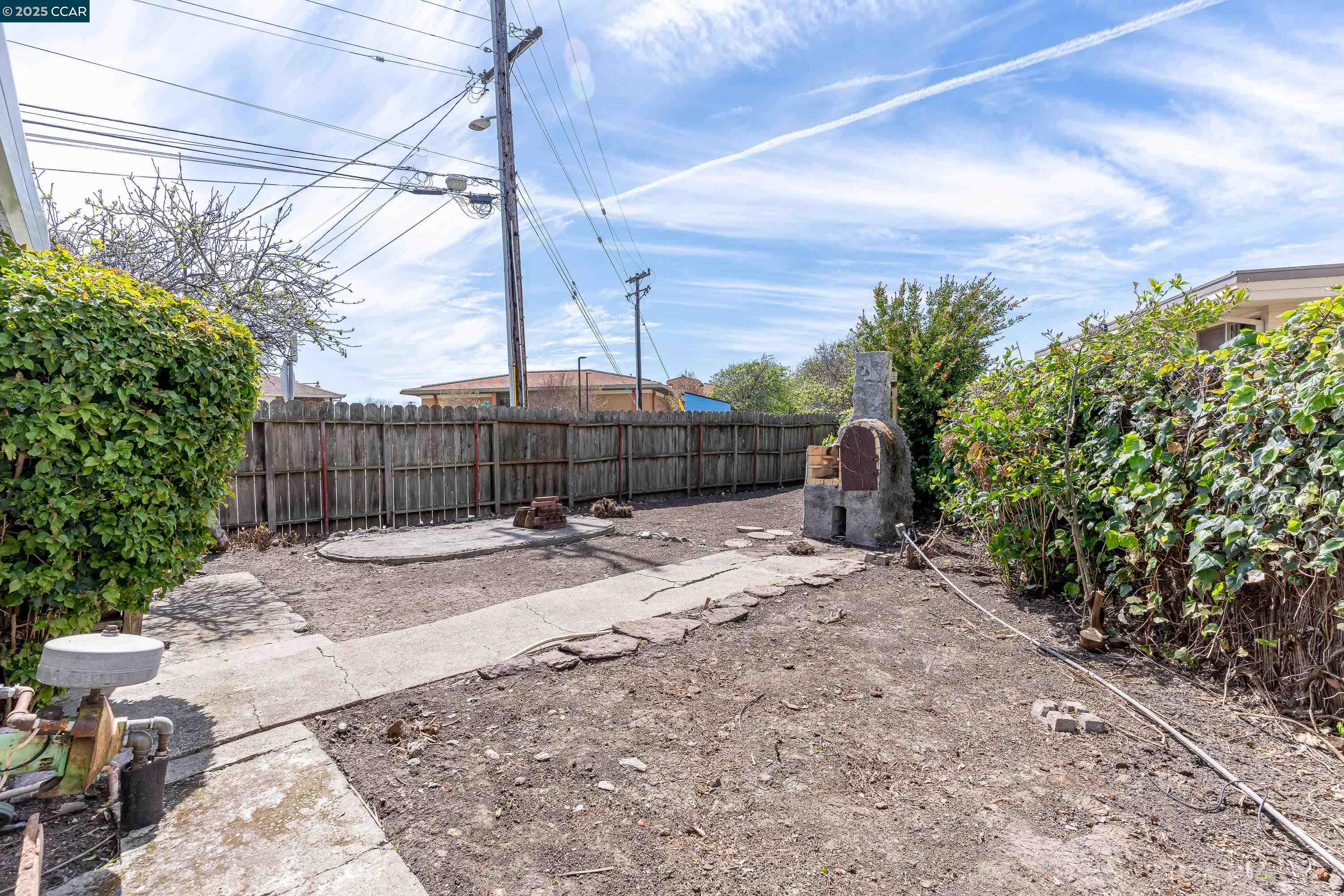 Detail Gallery Image 36 of 42 For 2815 Moran Ave, Richmond,  CA 94804 - 2 Beds | 1 Baths