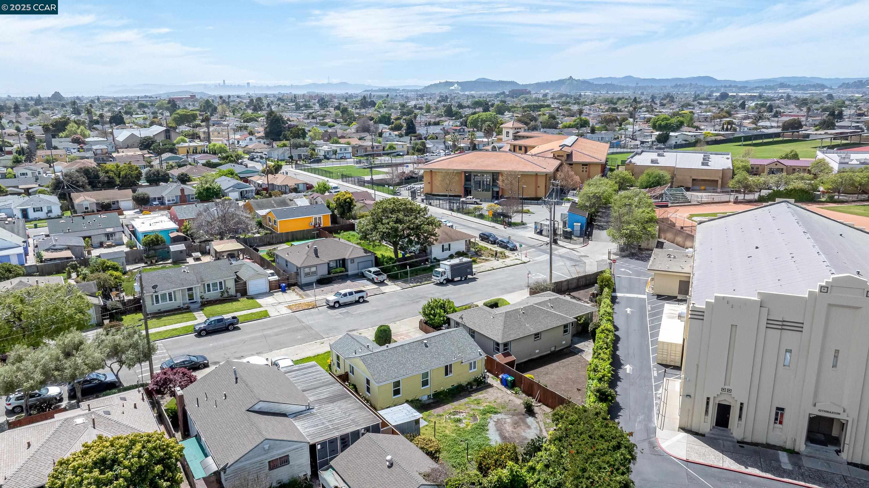 Detail Gallery Image 40 of 42 For 2815 Moran Ave, Richmond,  CA 94804 - 2 Beds | 1 Baths