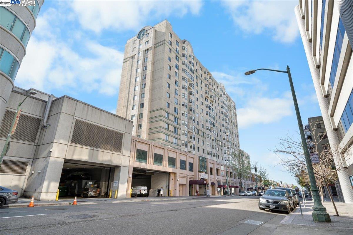 988 Franklin St # 1503, Oakland, California 94607, 2 Bedrooms Bedrooms, 6 Rooms Rooms,2 BathroomsBathrooms,Residential,For Sale,988 Franklin St # 1503,41093410