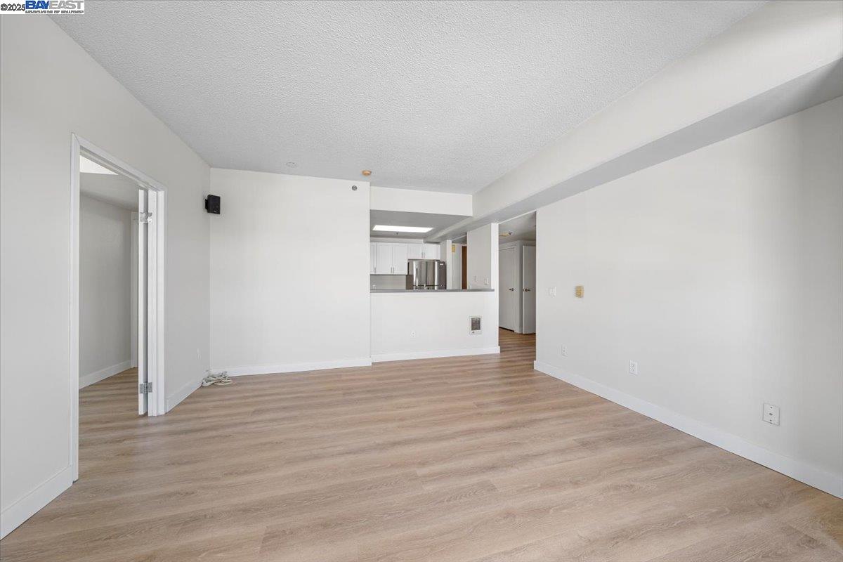 988 Franklin St # 1503, Oakland, California 94607, 2 Bedrooms Bedrooms, 6 Rooms Rooms,2 BathroomsBathrooms,Residential,For Sale,988 Franklin St # 1503,41093410