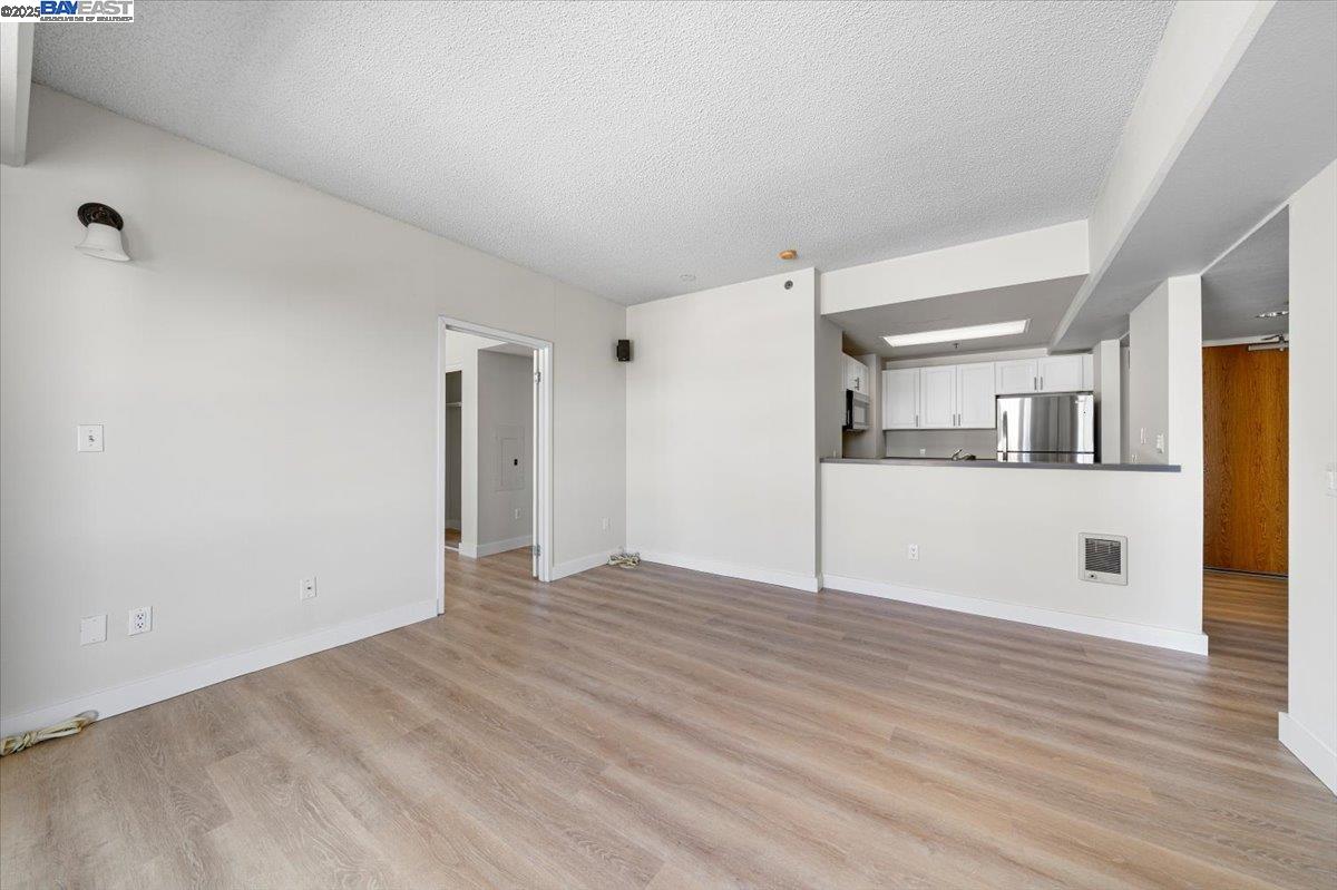 988 Franklin St # 1503, Oakland, California 94607, 2 Bedrooms Bedrooms, 6 Rooms Rooms,2 BathroomsBathrooms,Residential,For Sale,988 Franklin St # 1503,41093410