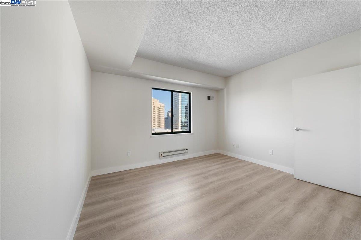988 Franklin St # 1503, Oakland, California 94607, 2 Bedrooms Bedrooms, 6 Rooms Rooms,2 BathroomsBathrooms,Residential,For Sale,988 Franklin St # 1503,41093410