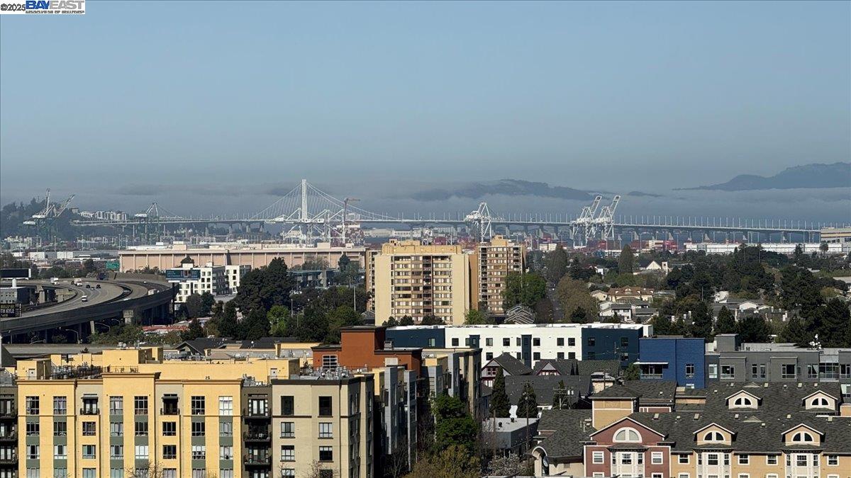 988 Franklin St # 1503, Oakland, California 94607, 2 Bedrooms Bedrooms, 6 Rooms Rooms,2 BathroomsBathrooms,Residential,For Sale,988 Franklin St # 1503,41093410