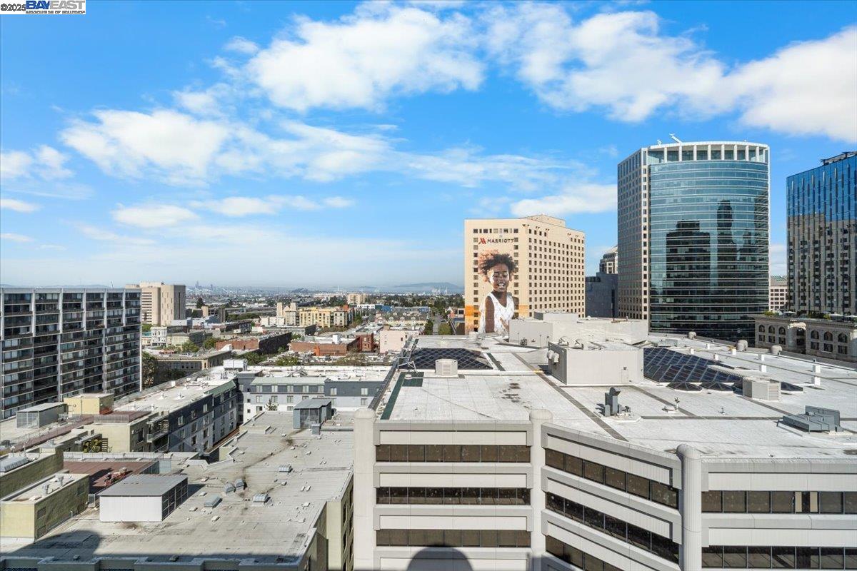988 Franklin St # 1503, Oakland, California 94607, 2 Bedrooms Bedrooms, 6 Rooms Rooms,2 BathroomsBathrooms,Residential,For Sale,988 Franklin St # 1503,41093410