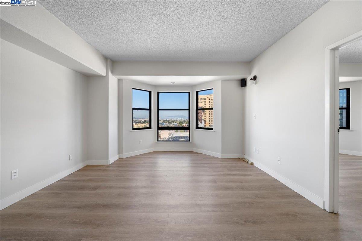 988 Franklin St # 1503, Oakland, California 94607, 2 Bedrooms Bedrooms, 6 Rooms Rooms,2 BathroomsBathrooms,Residential,For Sale,988 Franklin St # 1503,41093410