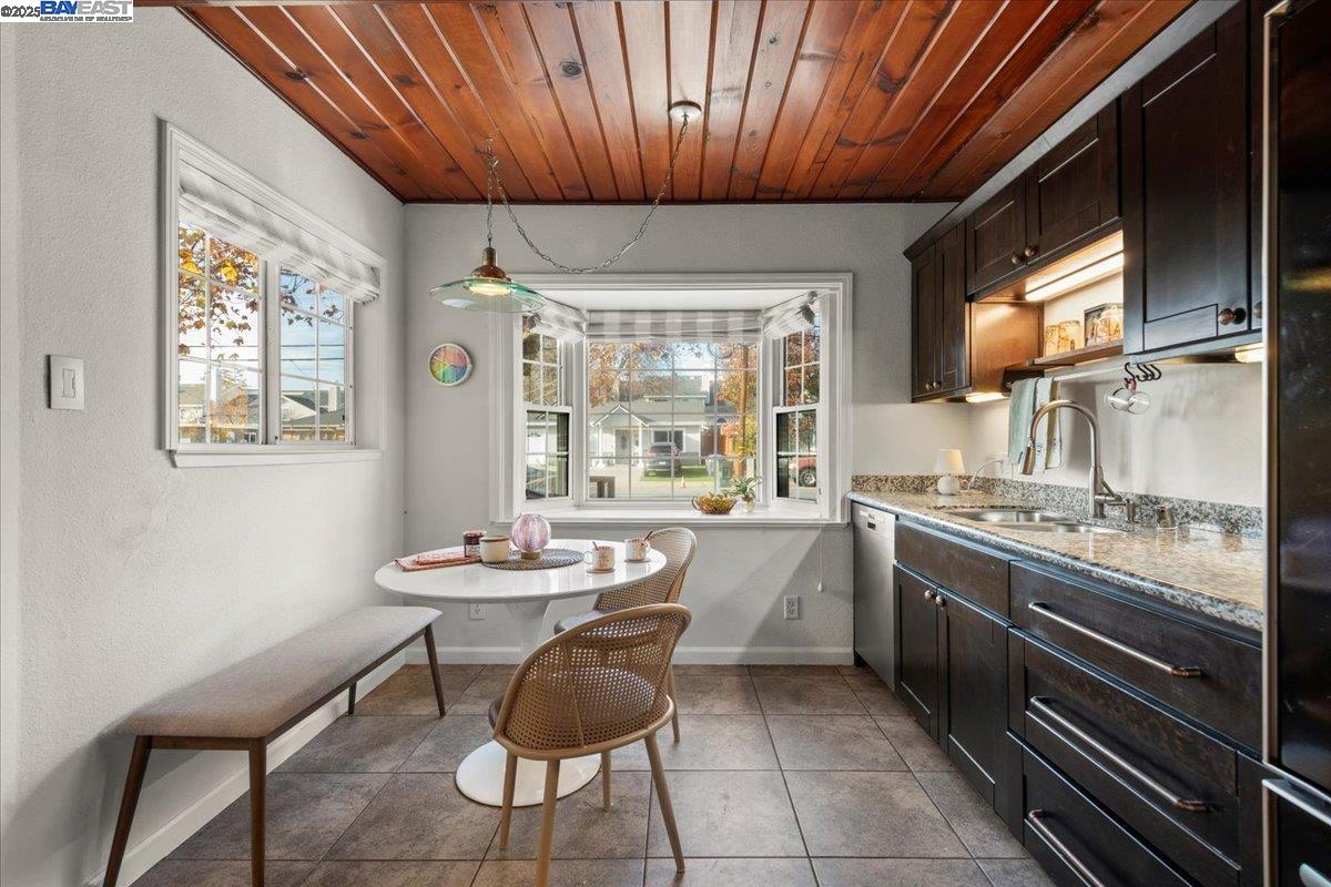 Detail Gallery Image 12 of 35 For 14080 Jerilyn Dr, San Jose,  CA 95127 - 2 Beds | 1 Baths