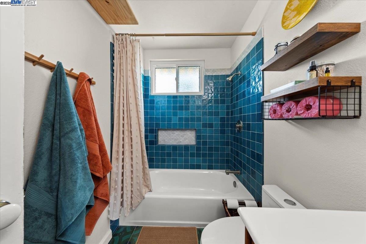 Detail Gallery Image 21 of 35 For 14080 Jerilyn Dr, San Jose,  CA 95127 - 2 Beds | 1 Baths