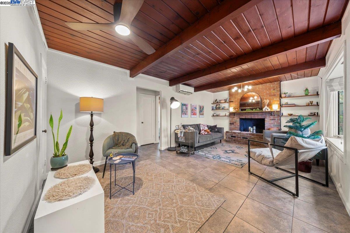 Detail Gallery Image 8 of 35 For 14080 Jerilyn Dr, San Jose,  CA 95127 - 2 Beds | 1 Baths
