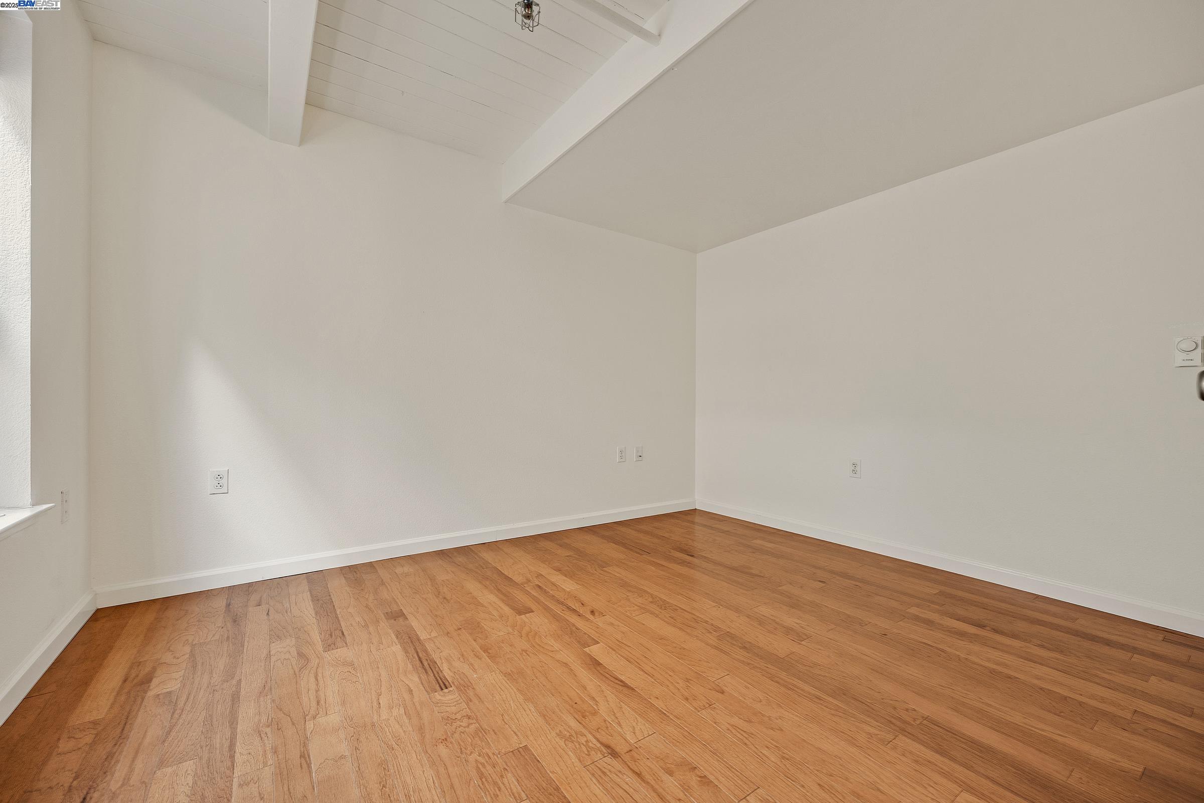 655 12Th St # 113, Oakland, California 94607, 2 Bedrooms Bedrooms, 4 Rooms Rooms,2 BathroomsBathrooms,Residential,For Sale,655 12Th St # 113,41093418