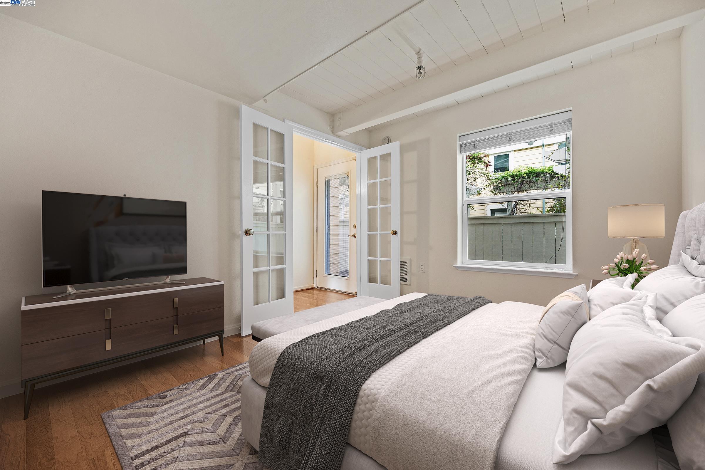 655 12Th St # 113, Oakland, California 94607, 2 Bedrooms Bedrooms, 4 Rooms Rooms,2 BathroomsBathrooms,Residential,For Sale,655 12Th St # 113,41093418