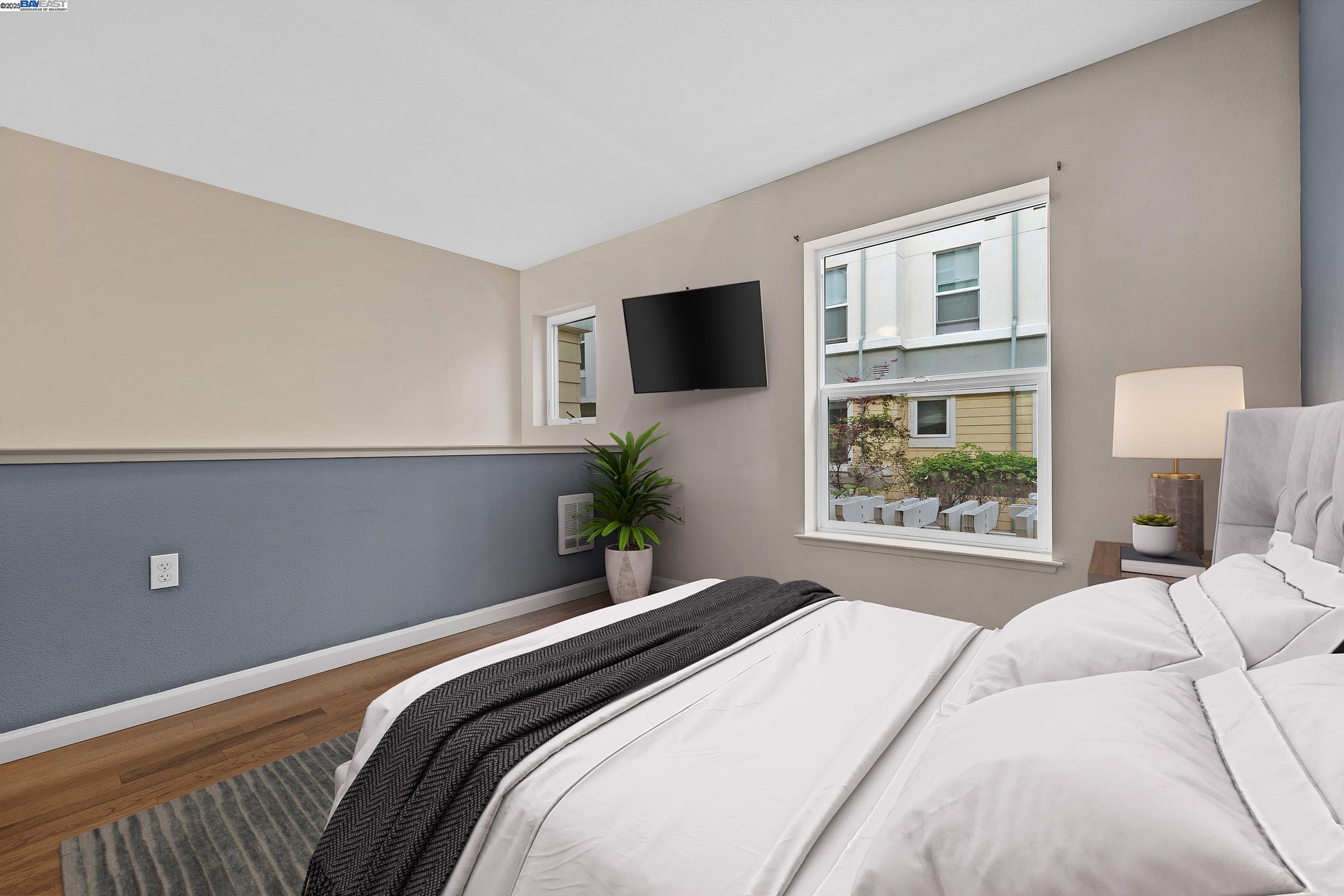 655 12Th St # 113, Oakland, California 94607, 2 Bedrooms Bedrooms, 4 Rooms Rooms,2 BathroomsBathrooms,Residential,For Sale,655 12Th St # 113,41093418
