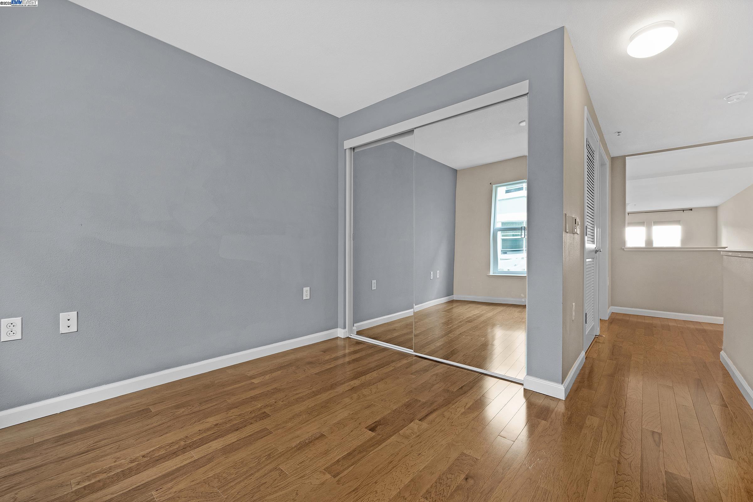 655 12Th St # 113, Oakland, California 94607, 2 Bedrooms Bedrooms, 4 Rooms Rooms,2 BathroomsBathrooms,Residential,For Sale,655 12Th St # 113,41093418
