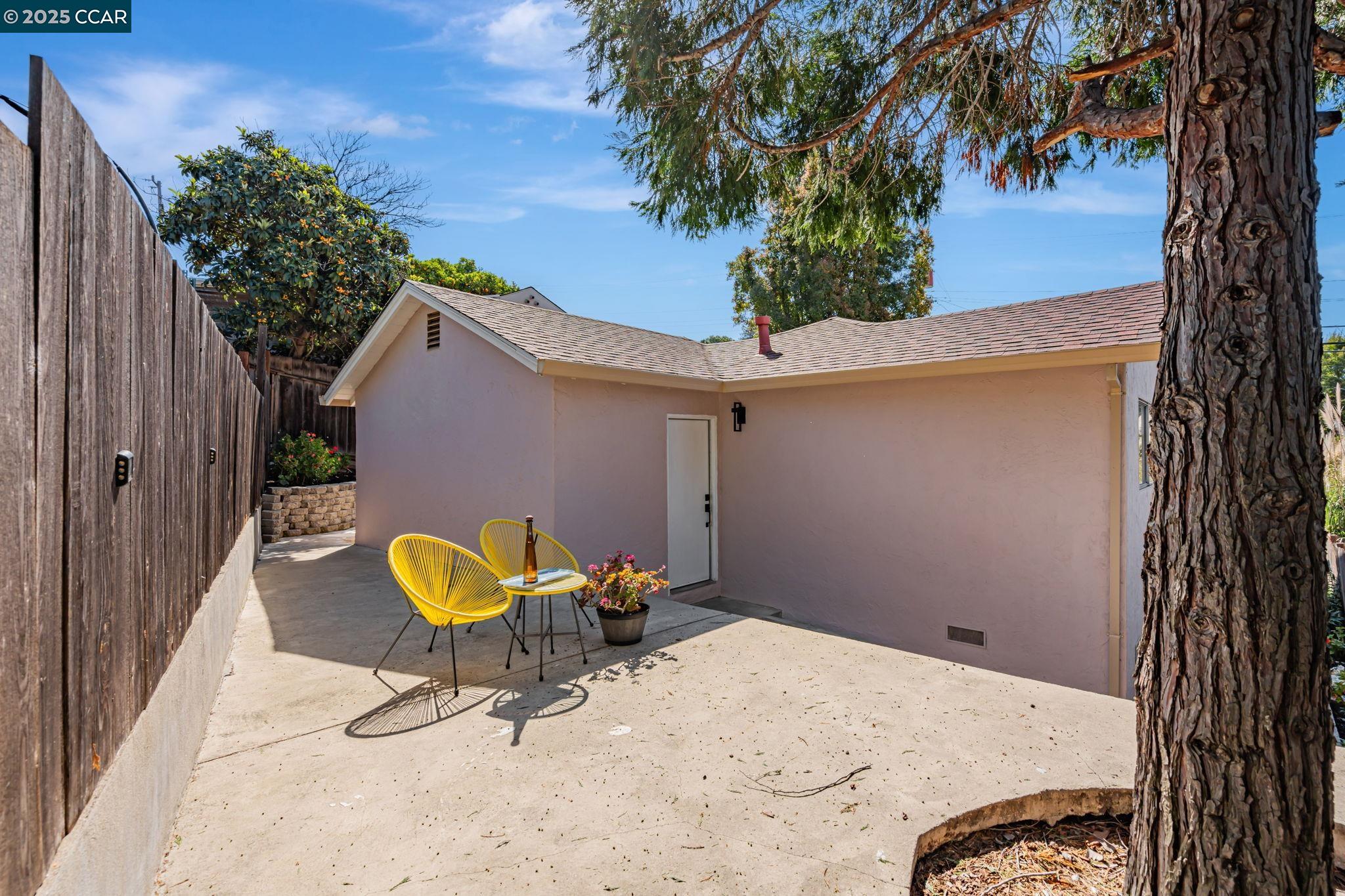 Detail Gallery Image 31 of 33 For 808 4th, Rodeo,  CA 94572-1330 - 3 Beds | 1 Baths