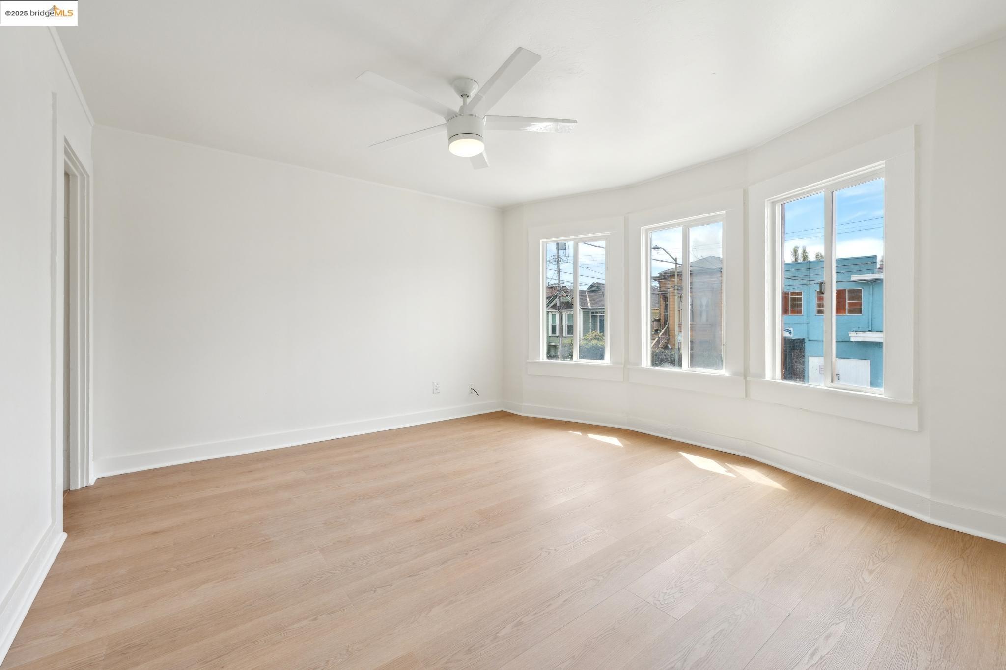 Detail Gallery Image 9 of 35 For 1434 10th St, Oakland,  CA 94607 - – Beds | – Baths